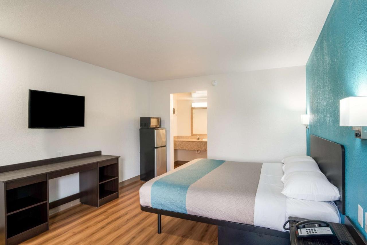 Motel 6-Lexington, Ky - Airport Dış mekan fotoğraf